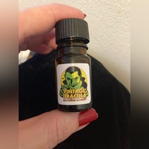 Vintage Dracula- NAVA perfume oil